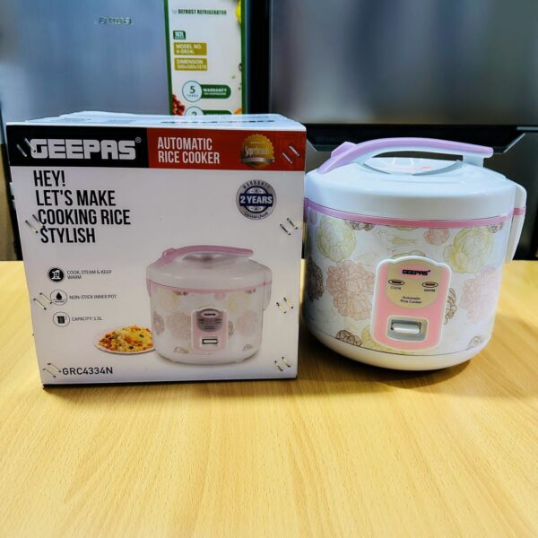 Geepas 1.5L Automatic Rice Cooker 3-in-1 [ Cook, Steam & Keep Warm ] GRC4334N - Image 2
