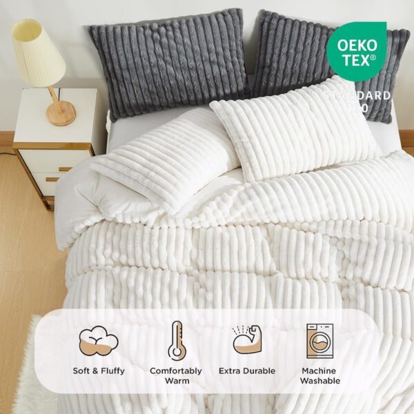 White Coral Velvet Duvet 4pcs 6by6 - Image 2