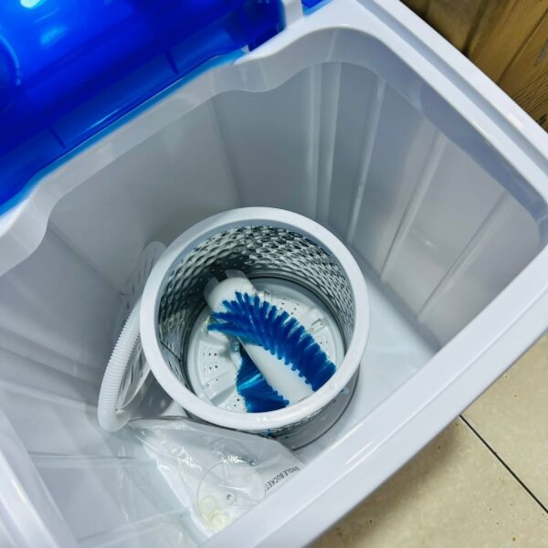 8kg Twin Tub Washing Machine for Both Clothes & Shoes comes with a shoe scrubber - Image 2