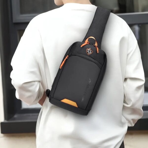 Porodo Gaming Crossbody Bag / Back Pack Tablet Safety Bag - Image 2